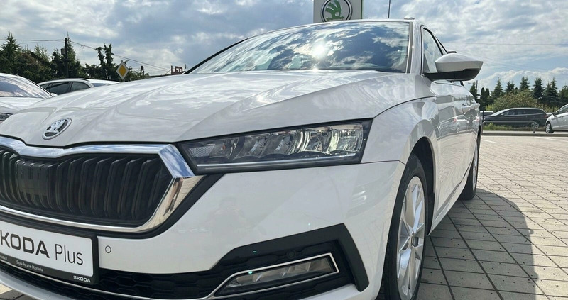 Skoda Octavia cena 96900 przebieg: 106628, rok produkcji 2021 z Legionowo małe 436